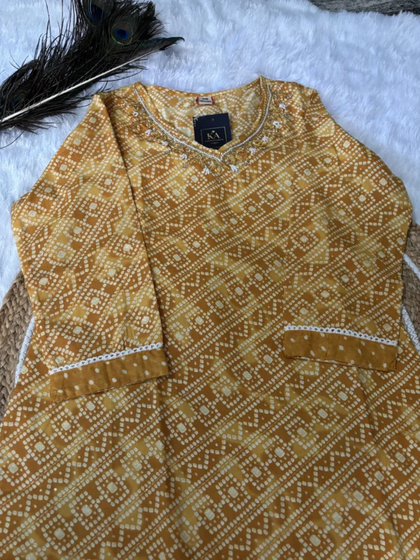 Yellow Pure Mul Cotton Dupatta Set with Handwork - Image 4
