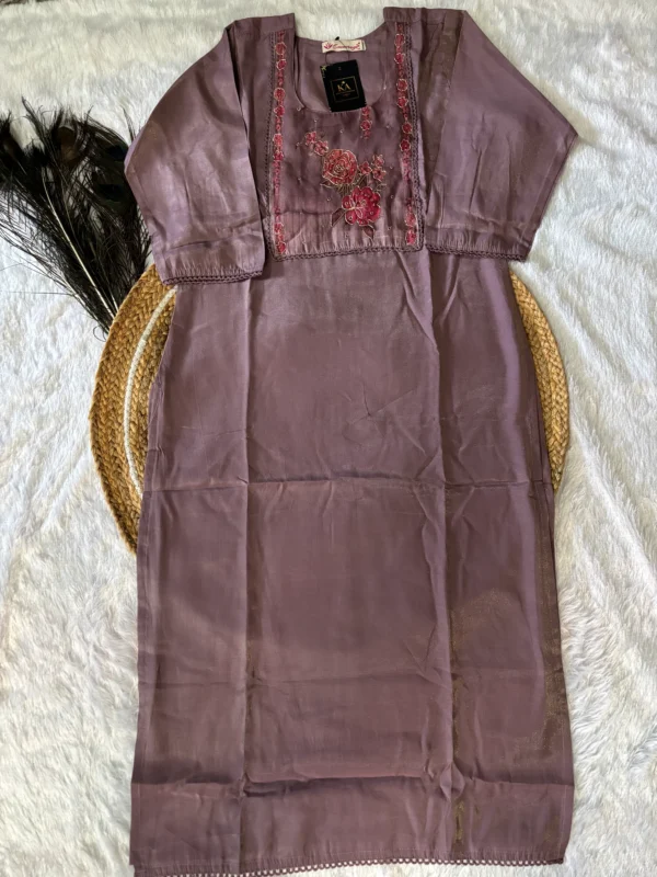 Light Lavender Solid Silk Kurta Set with Hand & Lace Neck Work - Image 4