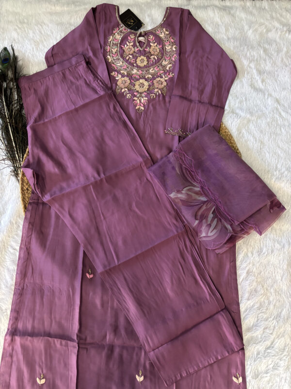 Light Lavender Dola Silk Kurta Set with Heavy Handwork and Jimmi Choo Dupatta - Image 5