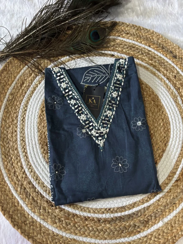 Peacock Blue Lightweight Linen Kurta Set with Wool & Glass Work - Image 2