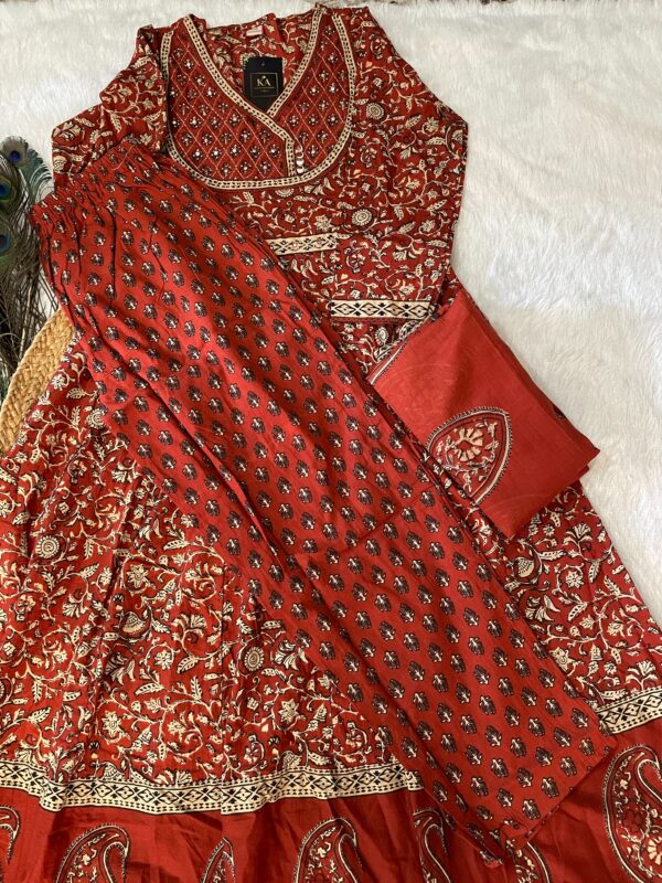 Barn Red Pure Cotton A-Line Kurta Set with Angrakha Neck and Thread Work - Image 5